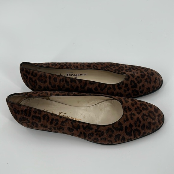 Salvatore Ferragamo Mary Rose Leopard Print Flats 7.5‎ - Picture 1 of 5